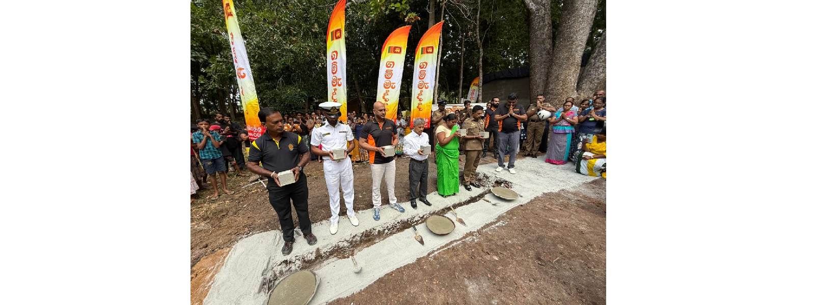 පවස නිවන දියවර මැදිරිගිරිය, දිග්ගල්පුර ගම්මානයට